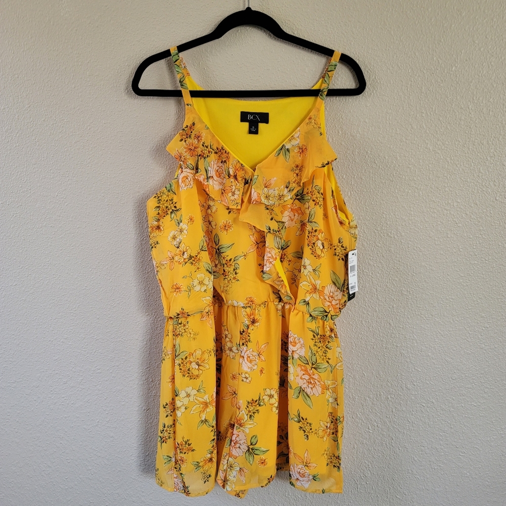 NWT Junior's Yellow Ruffle BCX Floral Romper Size XL